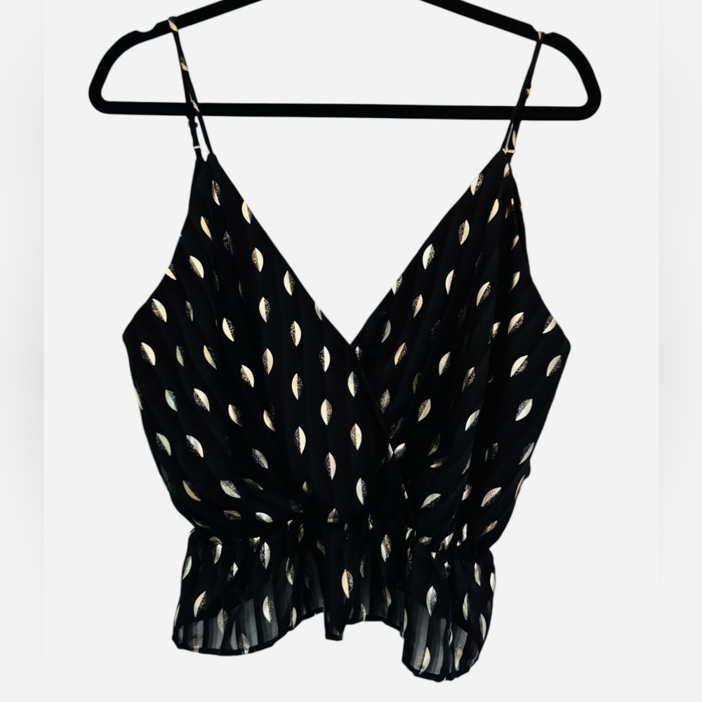House of Harlow x Revolve Surplice Sleeveless Top Size M
